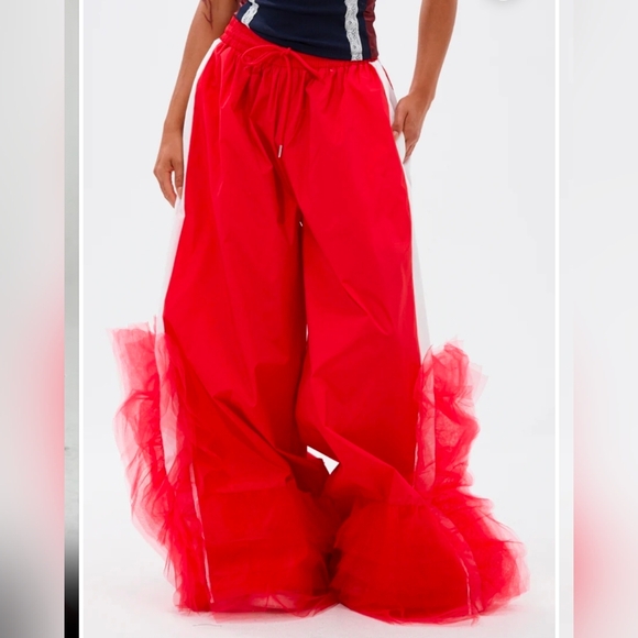 FEELING LIKE A BOSS TRACK PANT WITH TULLE TRIM IN RED - L - Picture 2 of 5